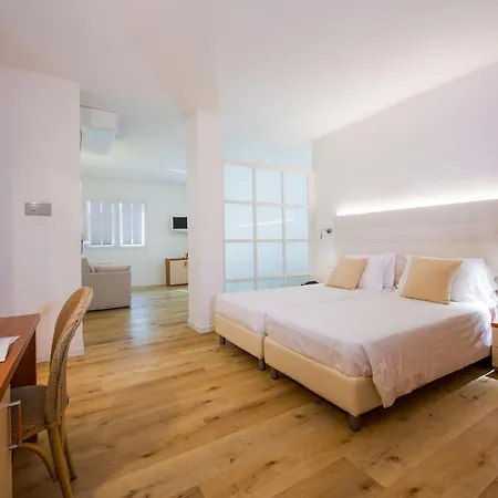 Bauer & Sporting Hotel 4*