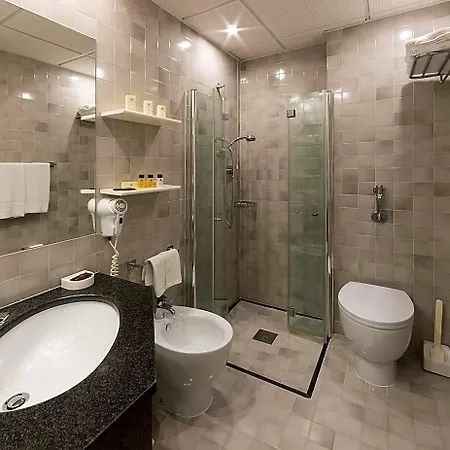 Bauer & Sporting Otel